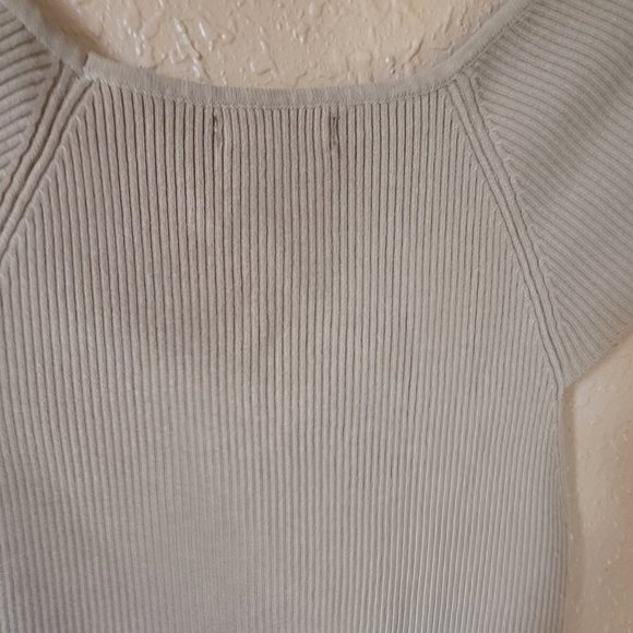 NEVER WORN! - Picture 2 of 7